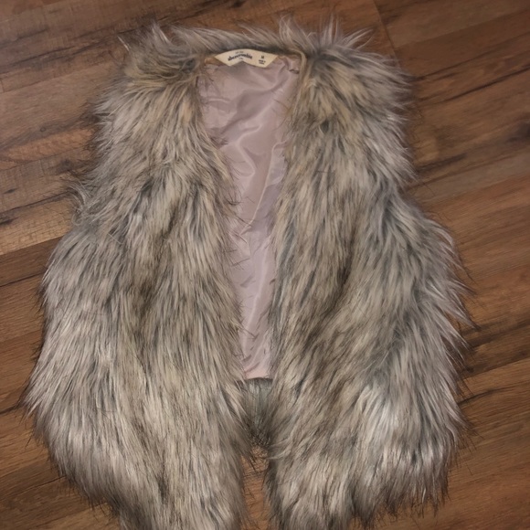 abercrombie kids Other - HP⚡️Abercrombie fur vest